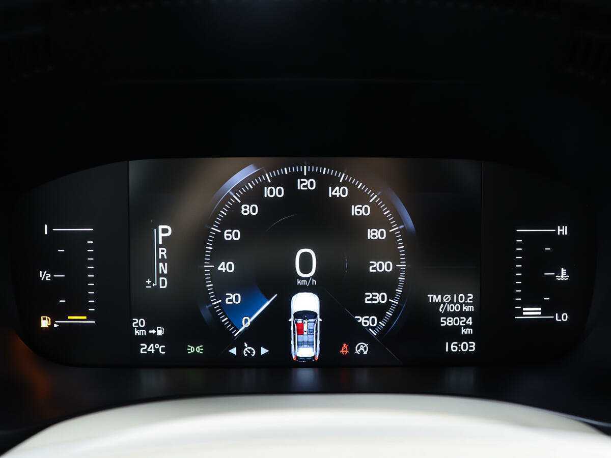 Volvo XC60 2018 года с пробегом. Фото: #13