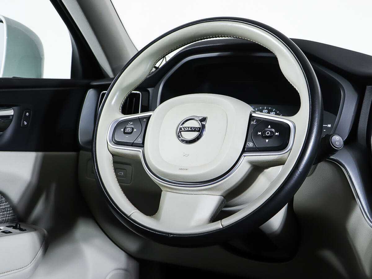 Volvo XC60 2018 года с пробегом. Фото: #14