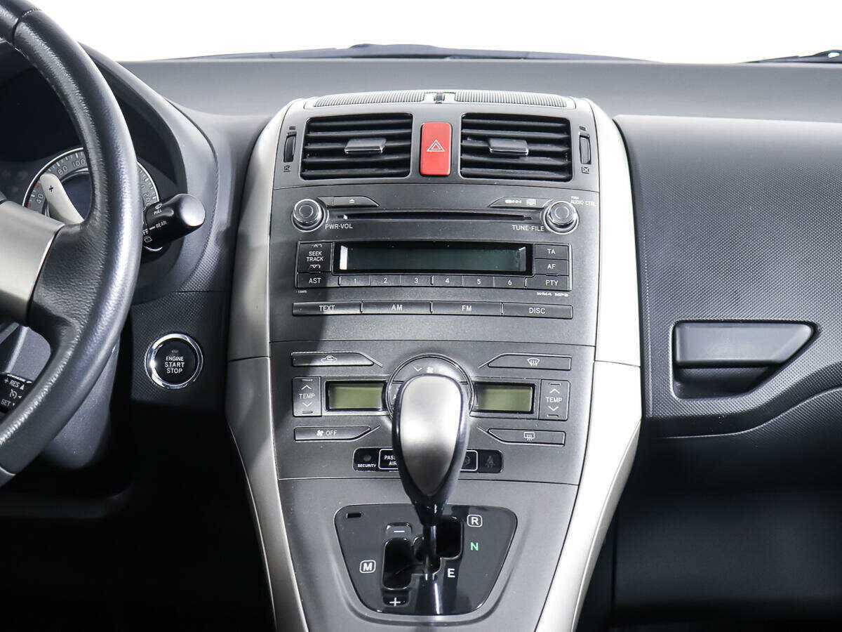 Toyota Auris 2007 года с пробегом. Фото: #11