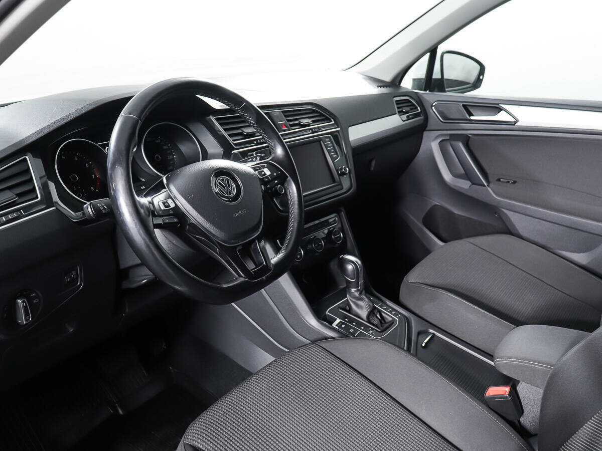 Volkswagen Tiguan 2017 года с пробегом. Фото: #12