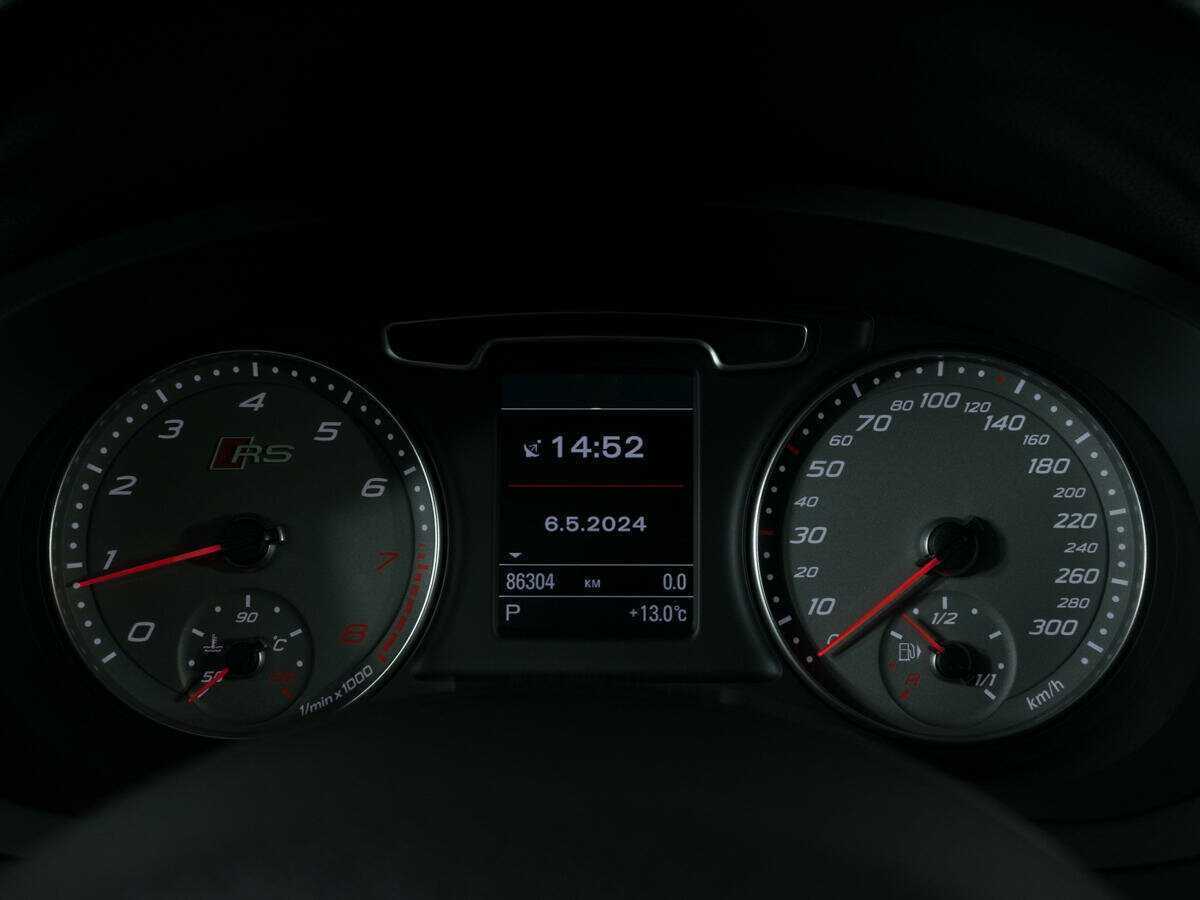 Audi RS Q3 2014 года с пробегом. Фото: #8