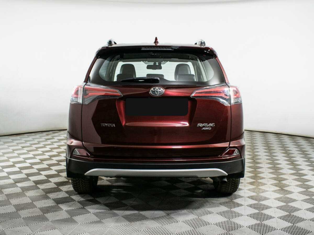 Toyota RAV4 2016 года с пробегом. Фото: #4