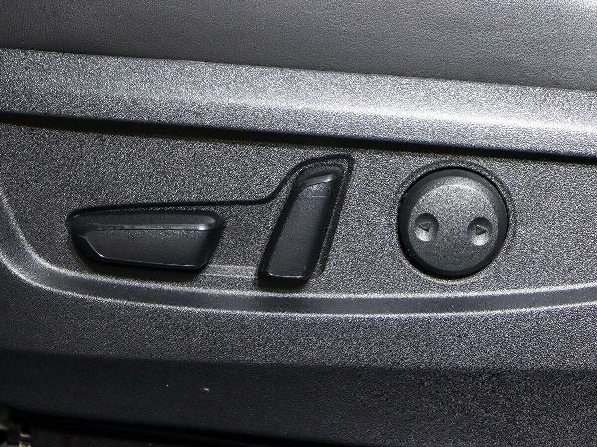 Infiniti QX50 2018 года с пробегом. Фото: #14