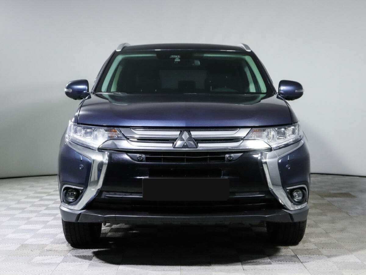 Mitsubishi Outlander 2018 года с пробегом. Фото: #1