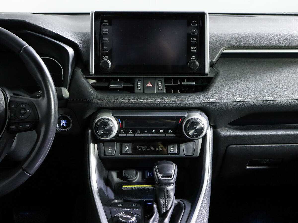 Toyota RAV4 2020 года с пробегом. Фото: #12