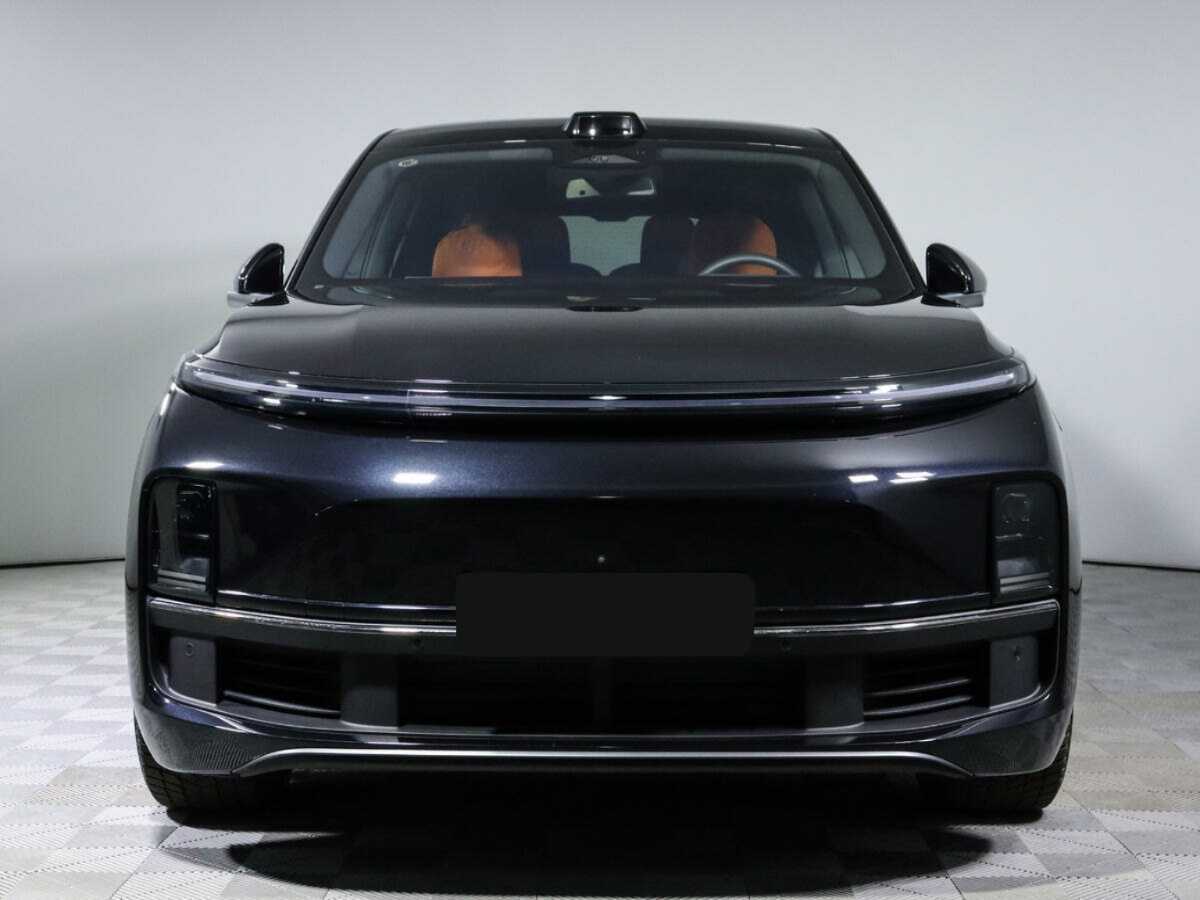 LiXiang L9 2023 года с пробегом. Фото: #1