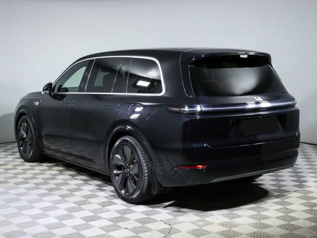 LiXiang L9 2023 года с пробегом. Фото: #4