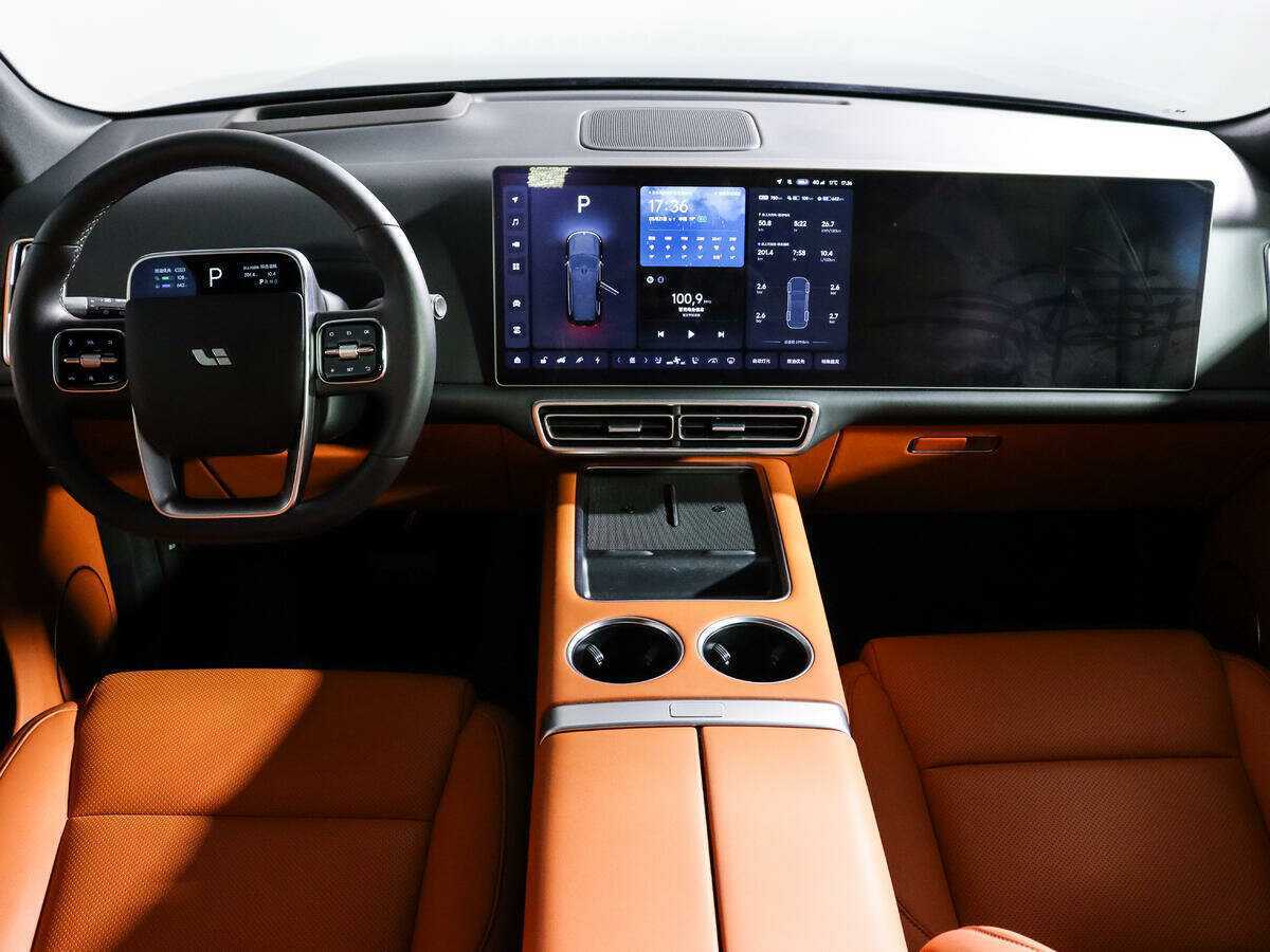 LiXiang L9 2023 года с пробегом. Фото: #9