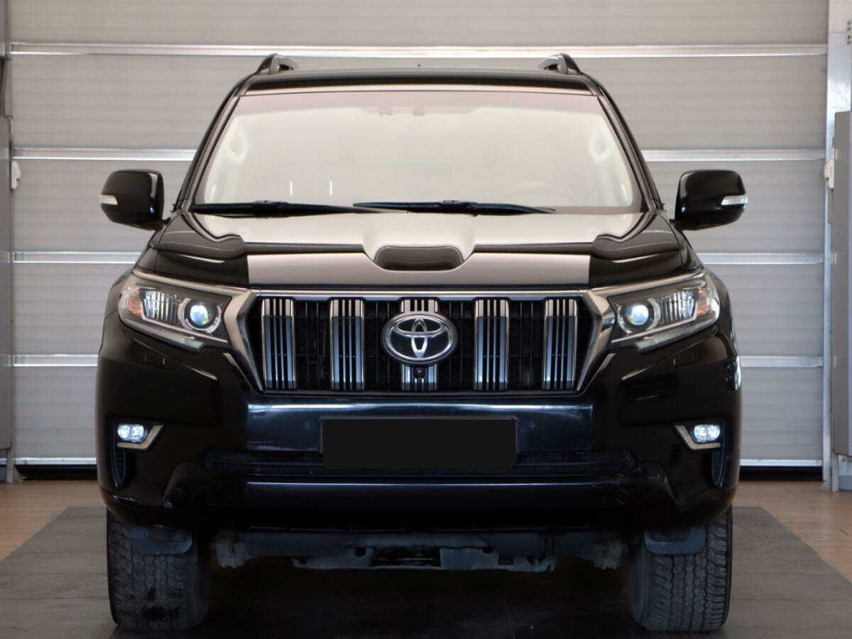 Toyota Land Cruiser Prado 2017 года с пробегом. Фото: #1