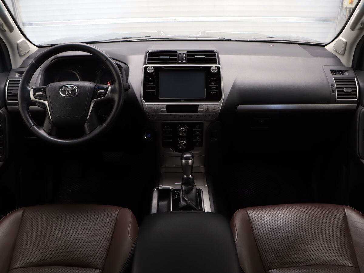 Toyota Land Cruiser Prado 2017 года с пробегом. Фото: #8