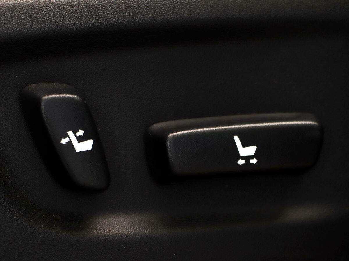 Toyota Land Cruiser Prado 2017 года с пробегом. Фото: #10