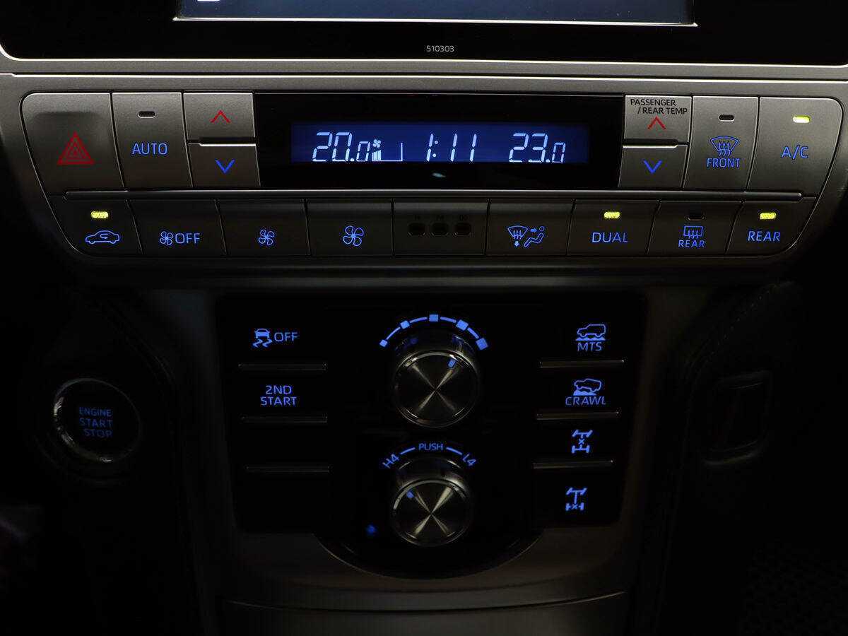 Toyota Land Cruiser Prado 2017 года с пробегом. Фото: #20