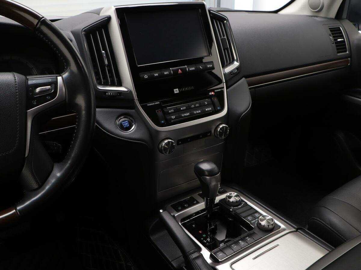 Toyota Land Cruiser 2019 года с пробегом. Фото: #16