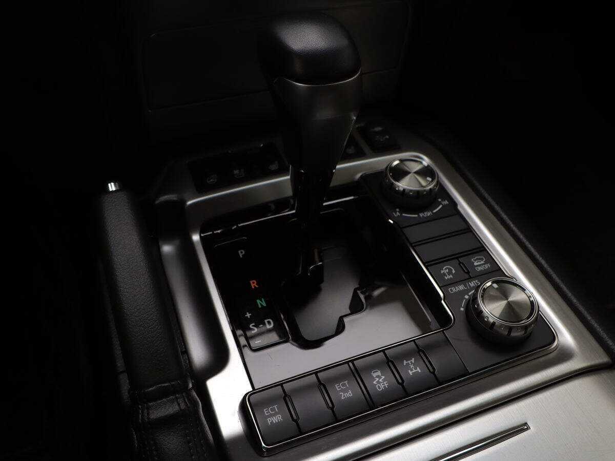 Toyota Land Cruiser 2019 года с пробегом. Фото: #18