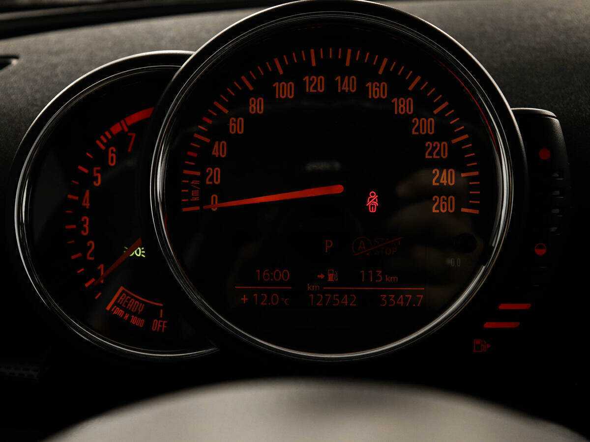 Mini Clubman 2016 года с пробегом. Фото: #10