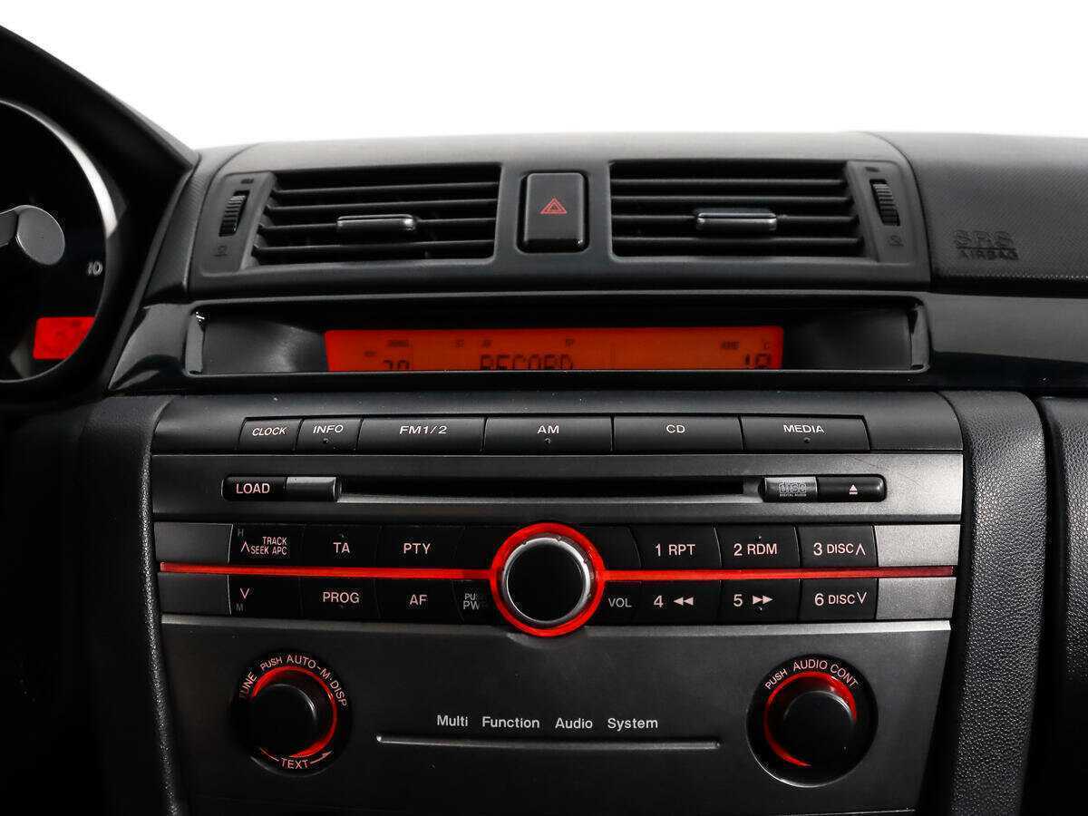 Mazda 3 2008 года с пробегом. Фото: #12