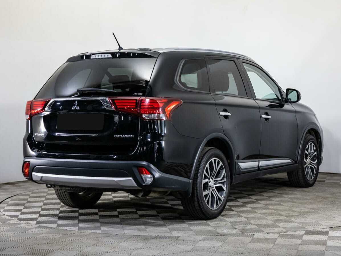 Mitsubishi Outlander 2015 года с пробегом. Фото: #3