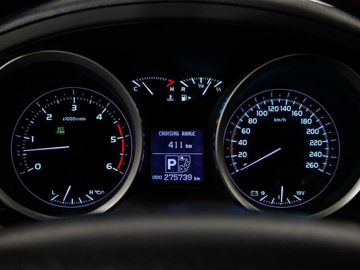 Toyota Land Cruiser 2011 года с пробегом. Фото: #10