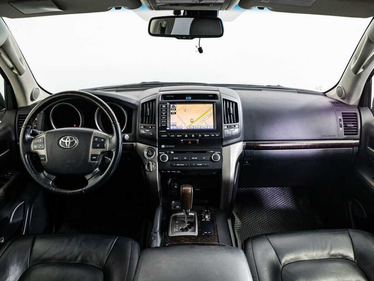 Toyota Land Cruiser 2011 года с пробегом. Фото: #11