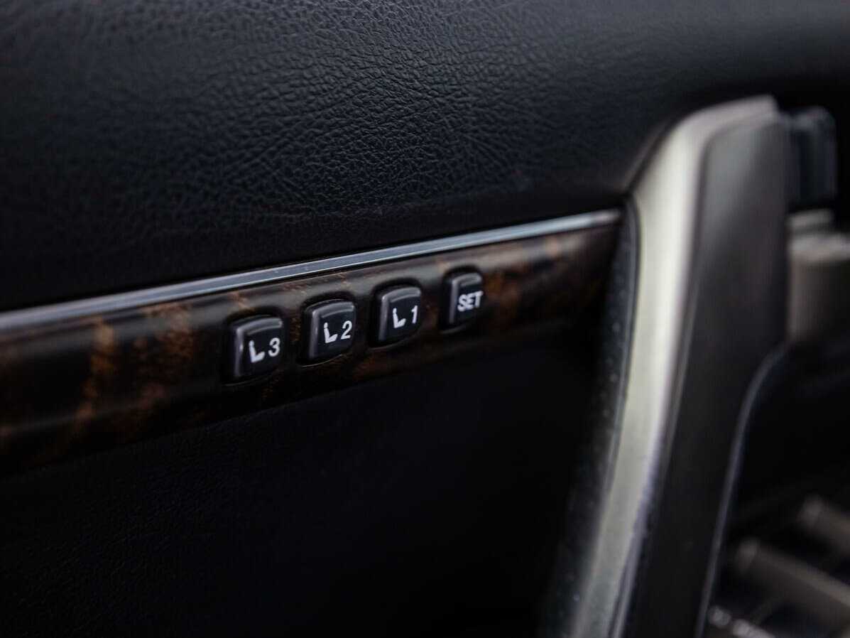 Toyota Land Cruiser 2011 года с пробегом. Фото: #17