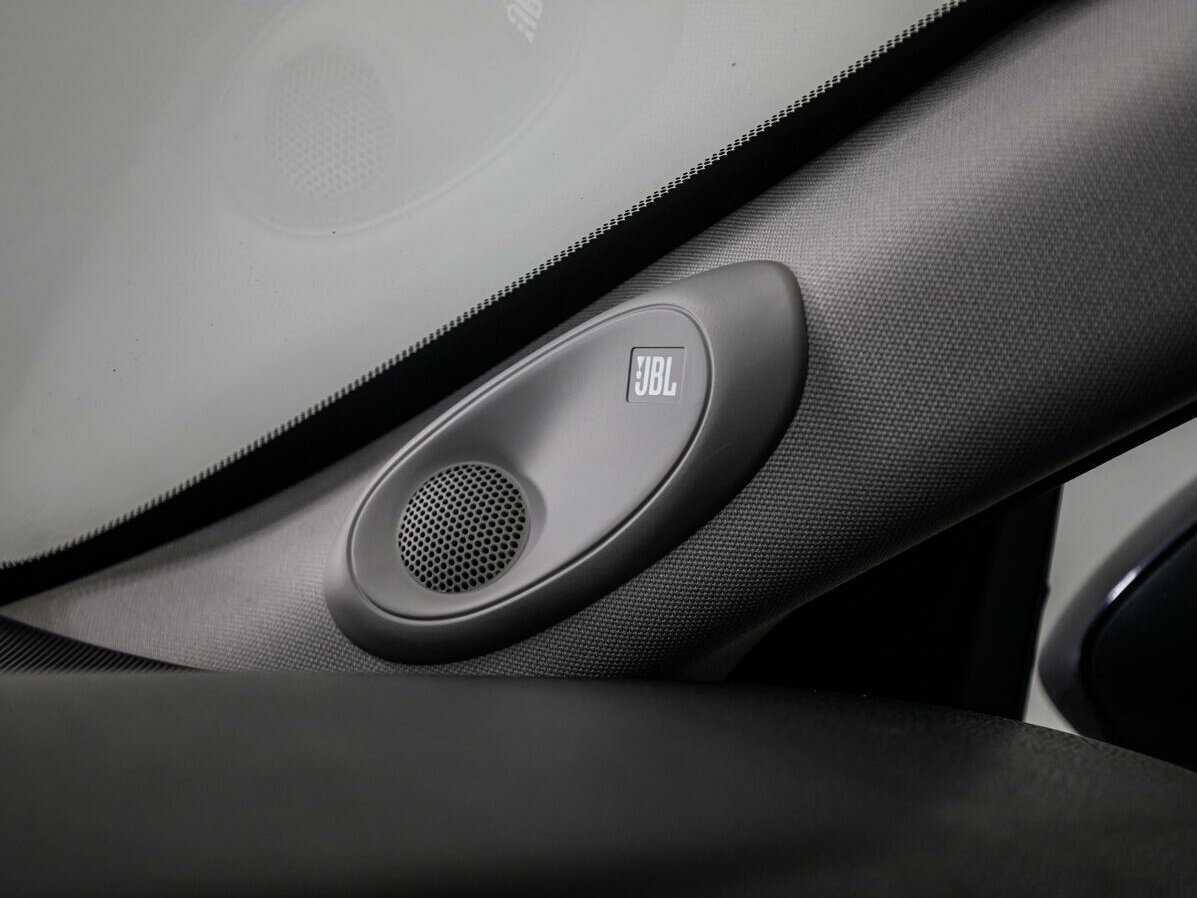 Toyota Camry 2018 года с пробегом. Фото: #10