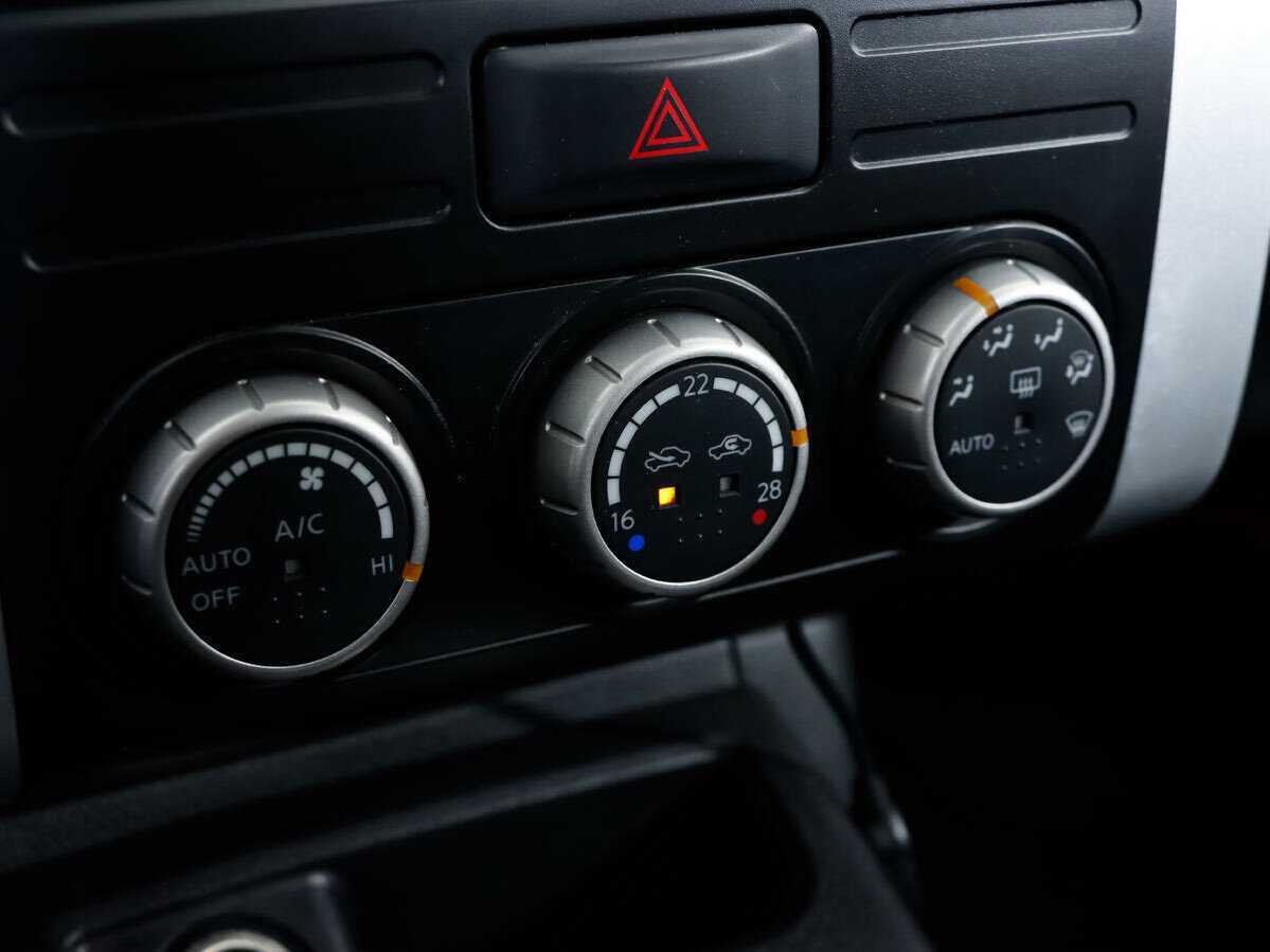 Nissan X-Trail 2011 года с пробегом. Фото: #11