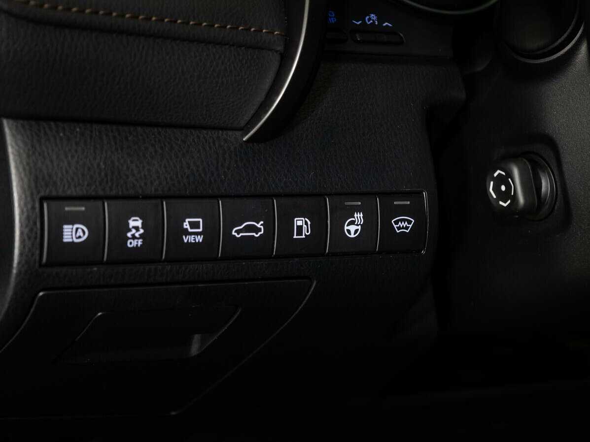 Toyota Camry 2018 года с пробегом. Фото: #23