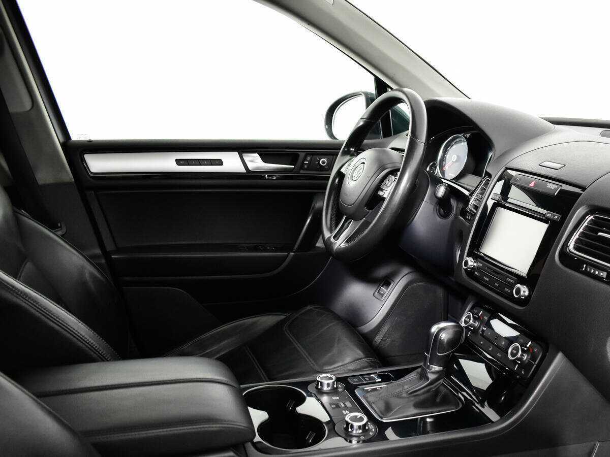 Volkswagen Touareg 2011 года с пробегом. Фото: #8