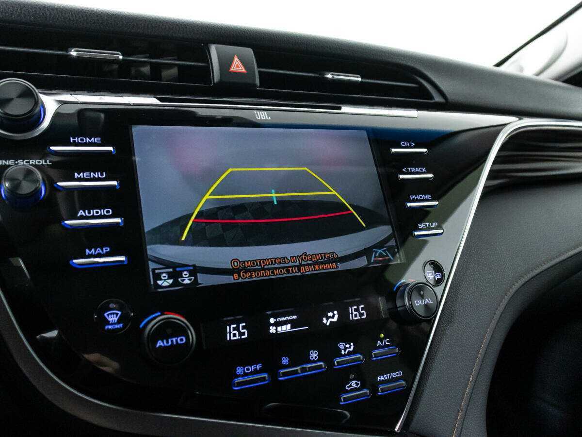 Toyota Camry 2020 года с пробегом. Фото: #14