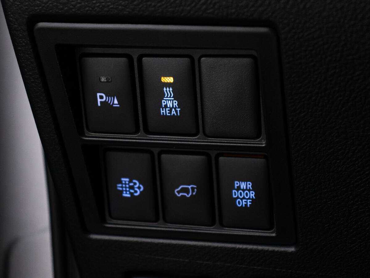 Toyota Fortuner 2019 года с пробегом. Фото: #22