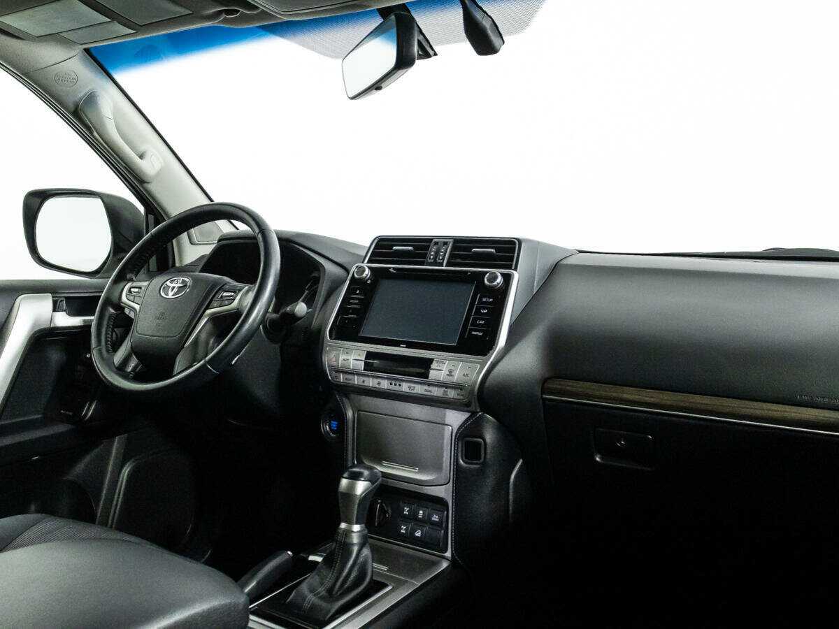 Toyota Land Cruiser Prado 2018 года с пробегом. Фото: #6