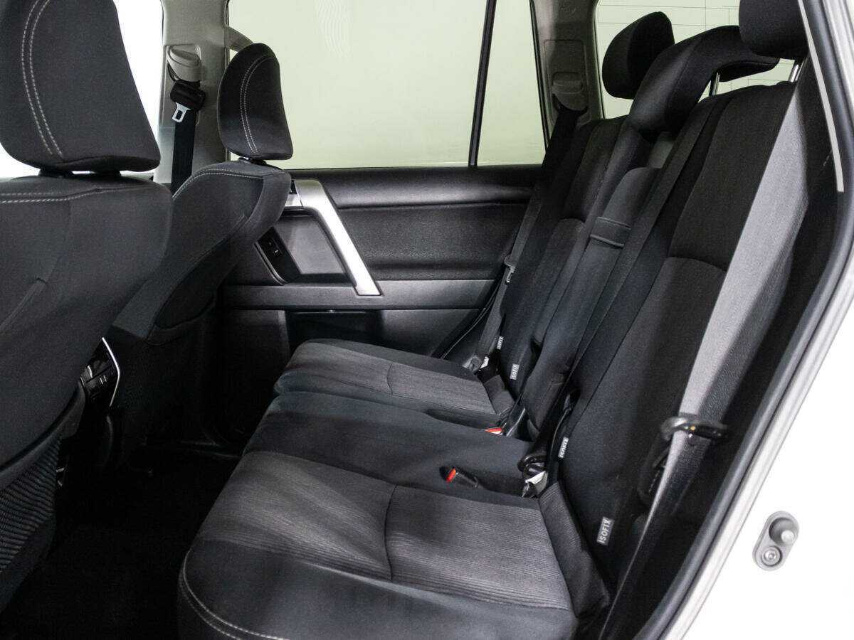 Toyota Land Cruiser Prado 2018 года с пробегом. Фото: #7