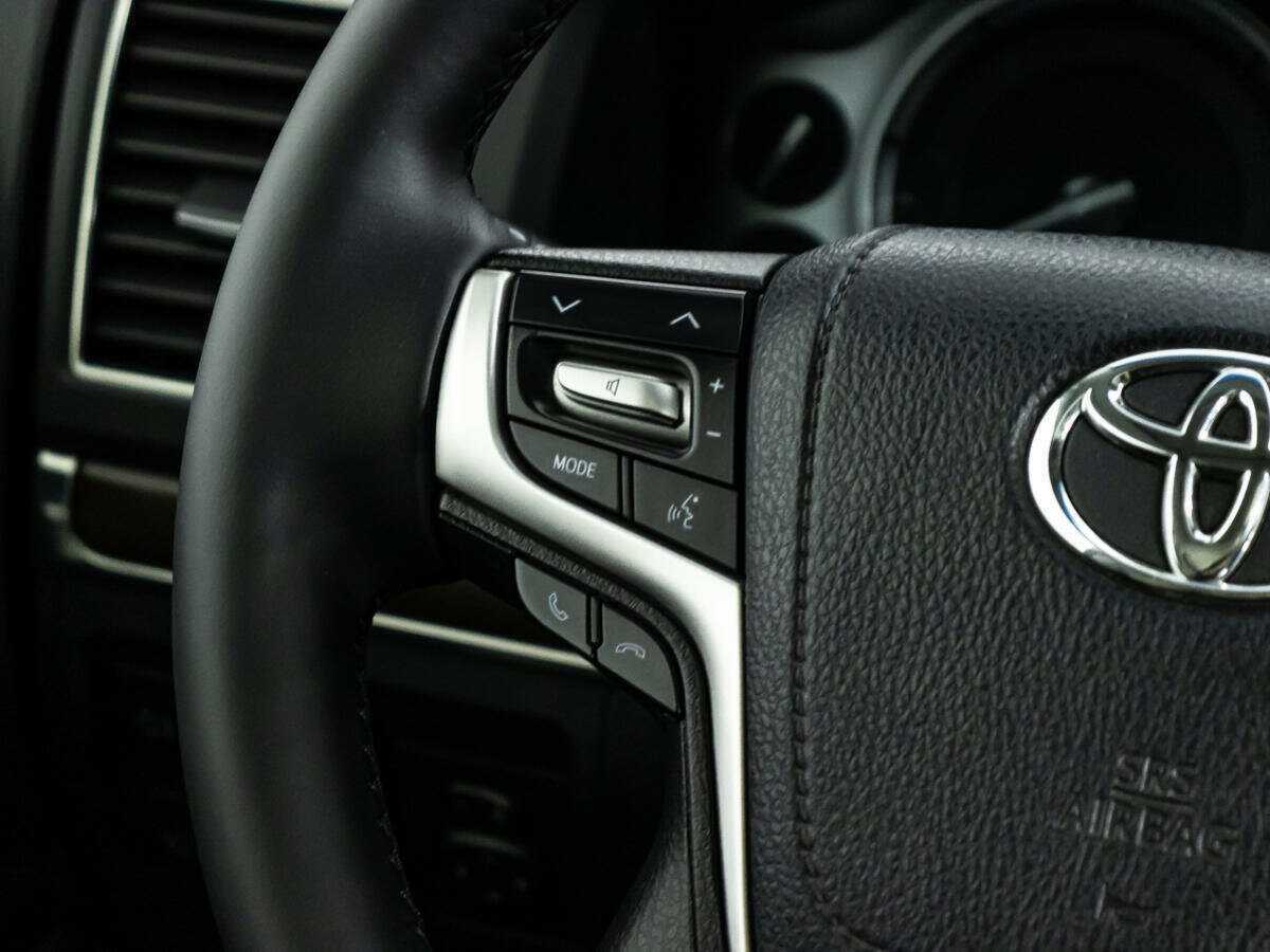 Toyota Land Cruiser 2018 года с пробегом. Фото: #26