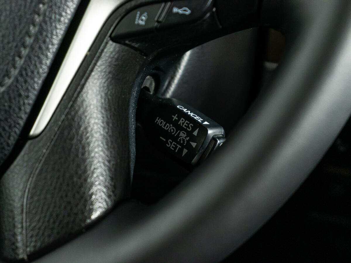 Toyota Land Cruiser 2018 года с пробегом. Фото: #28