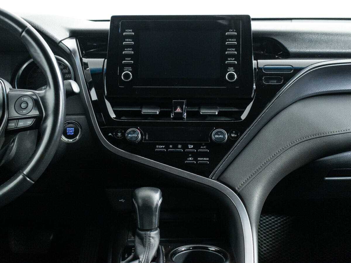 Toyota Camry 2021 года с пробегом. Фото: #13