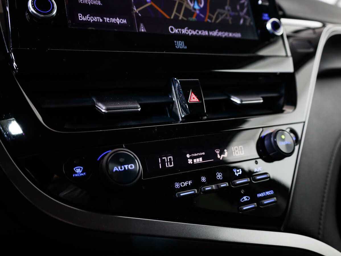 Toyota Camry 2021 года с пробегом. Фото: #19