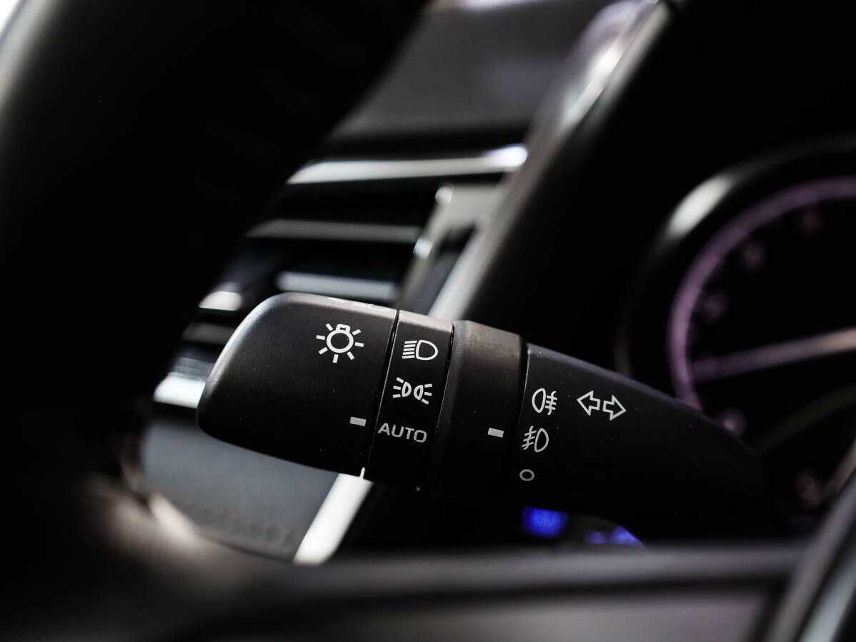 Toyota Camry 2021 года с пробегом. Фото: #24