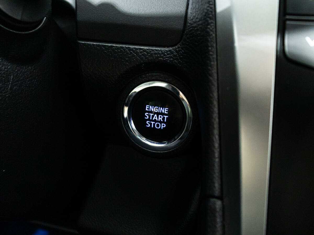 Toyota Camry 2017 года с пробегом. Фото: #16