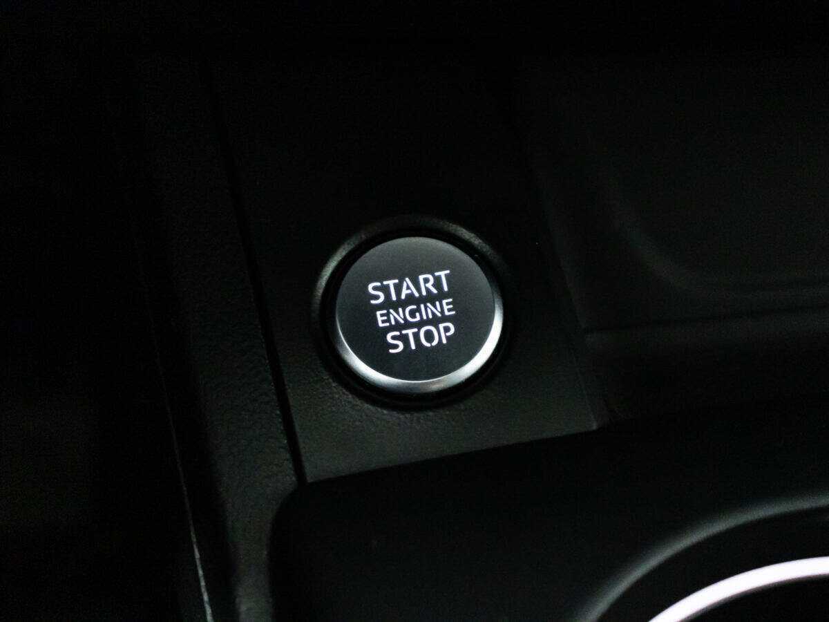 Audi A4 2016 года с пробегом. Фото: #16