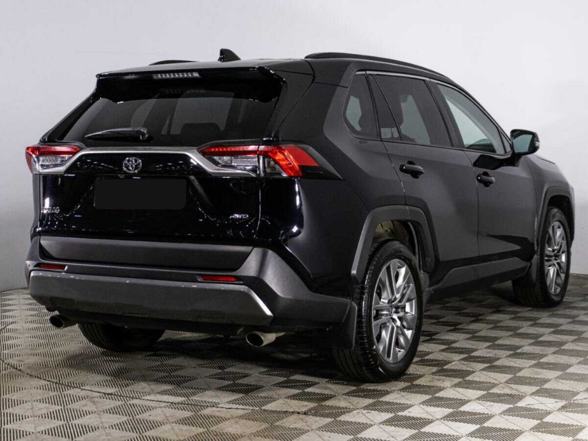 Toyota RAV4 2022 года с пробегом. Фото: #4