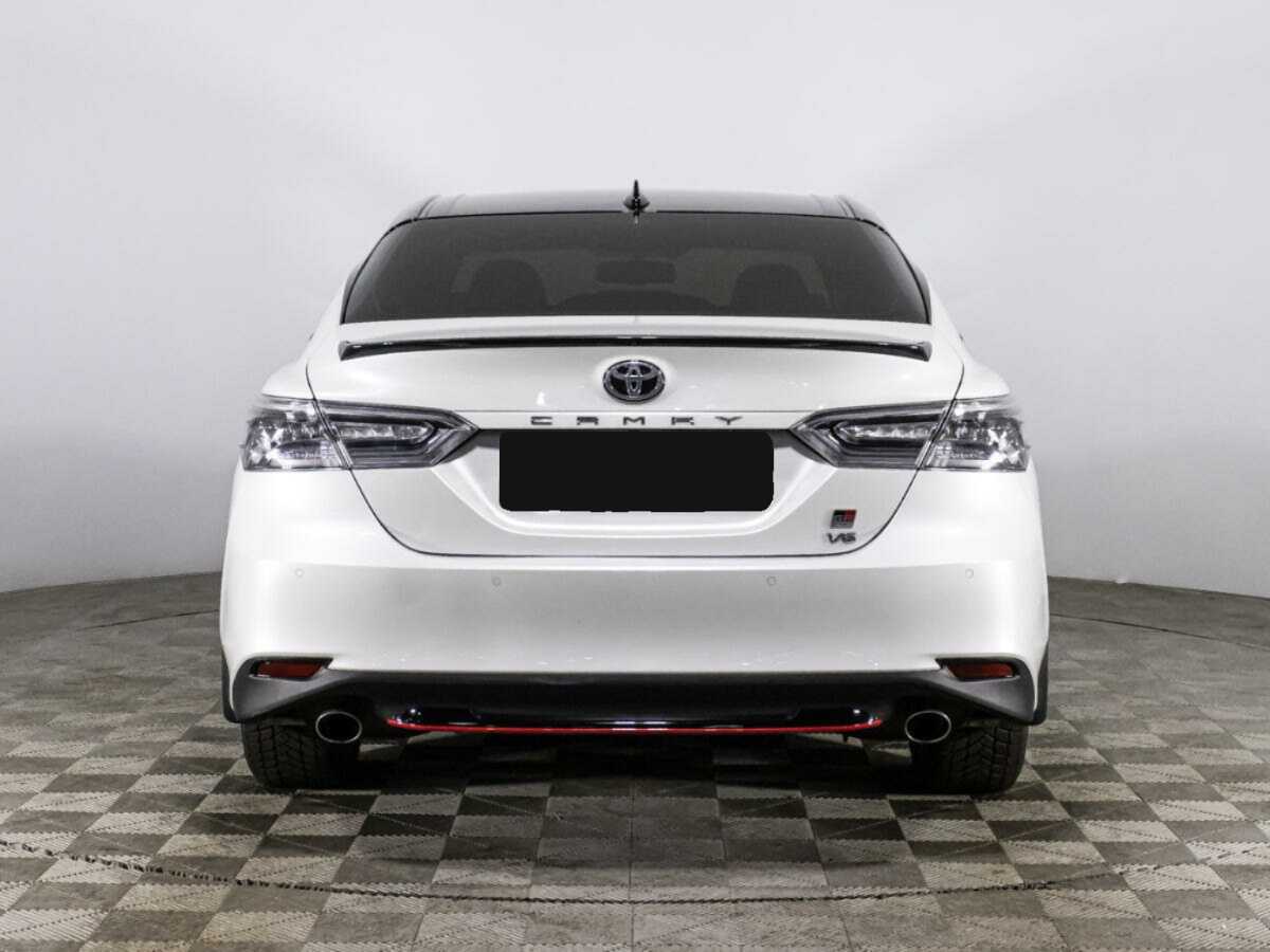 Toyota Camry 2022 года с пробегом. Фото: #5