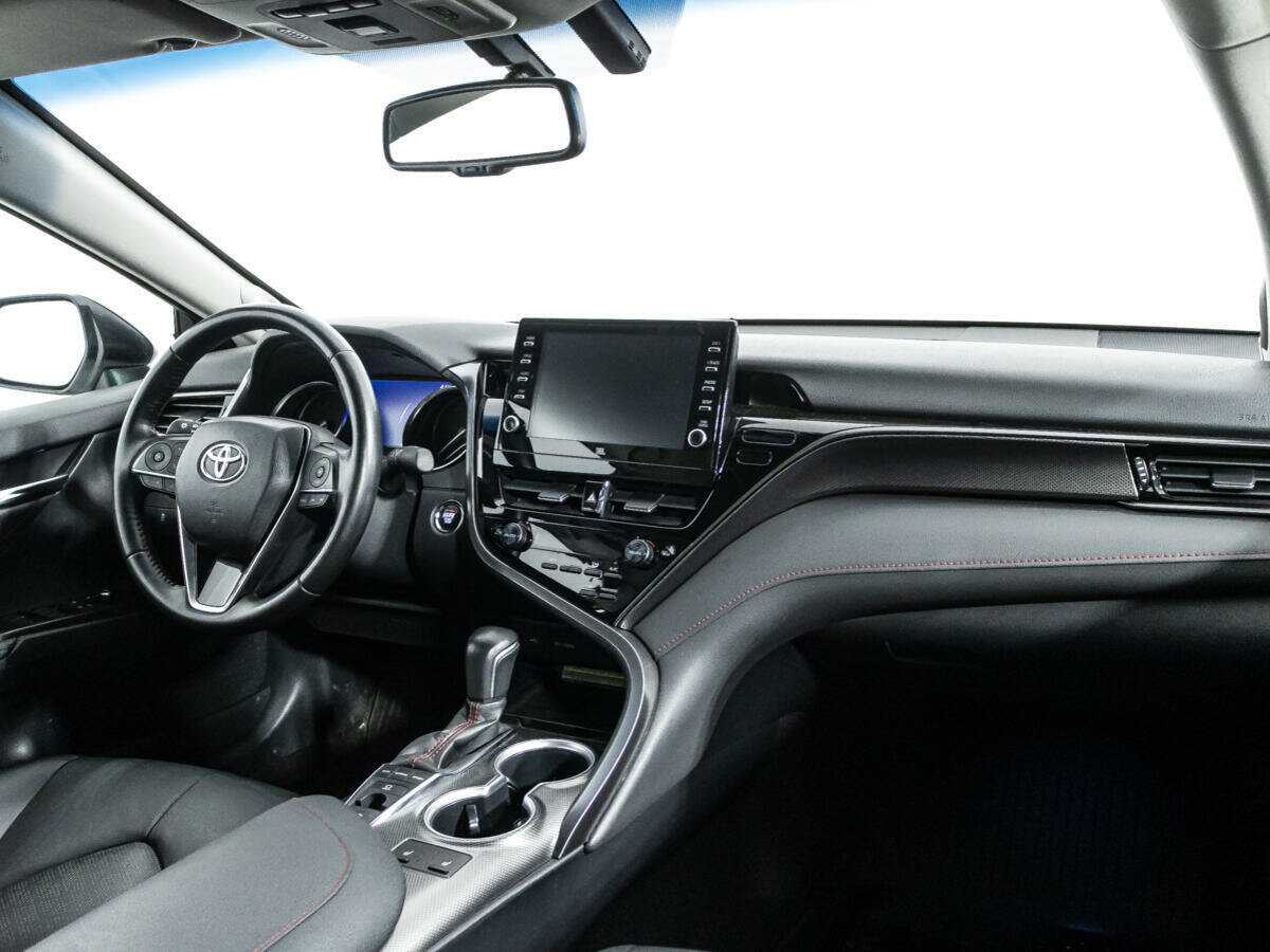 Toyota Camry 2022 года с пробегом. Фото: #8