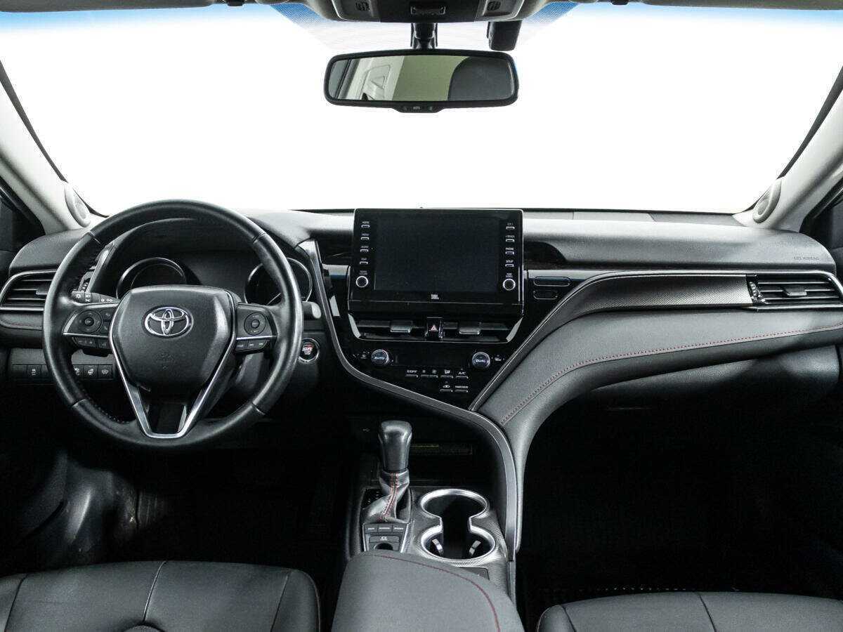 Toyota Camry 2022 года с пробегом. Фото: #11