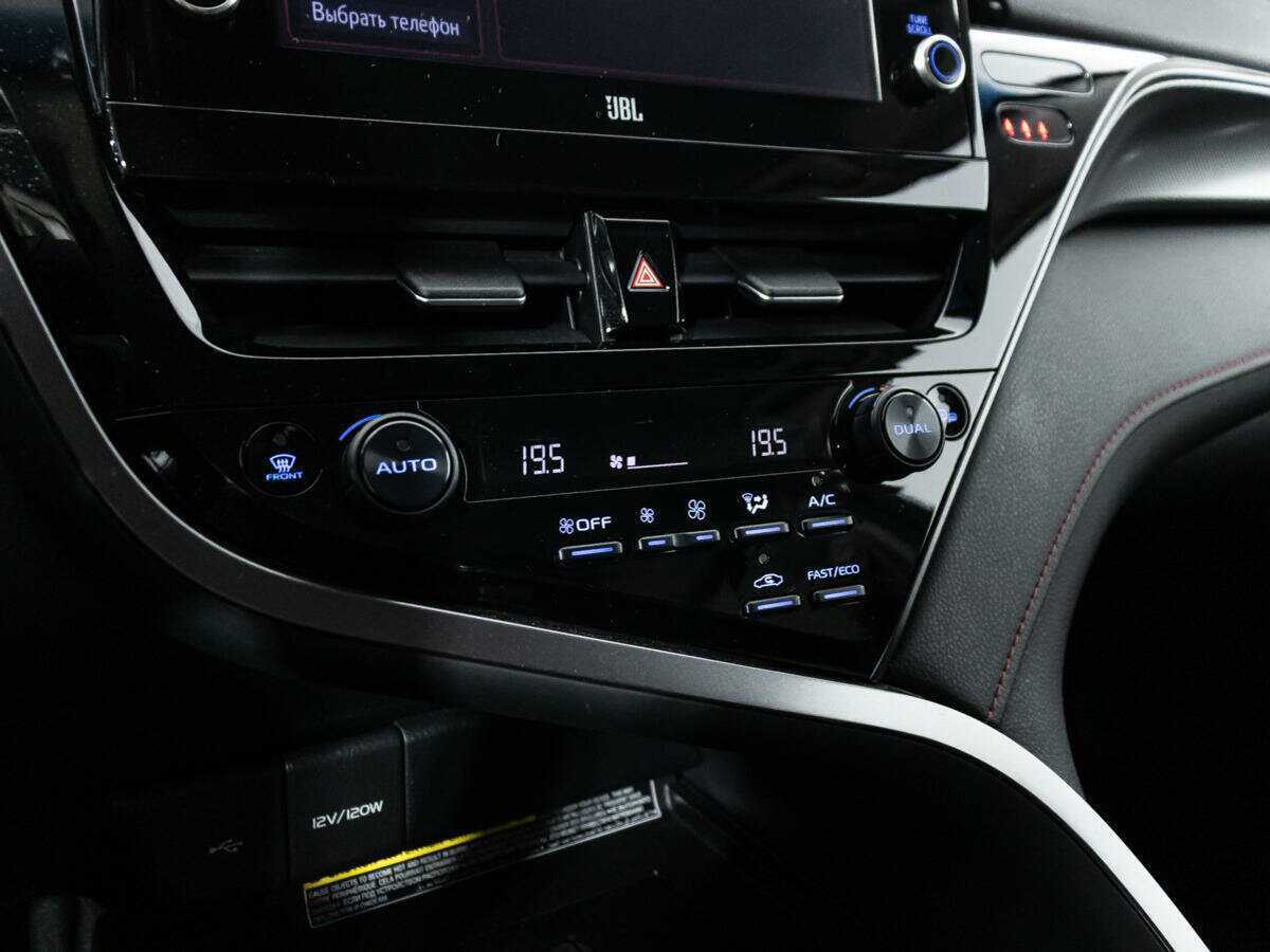 Toyota Camry 2022 года с пробегом. Фото: #13