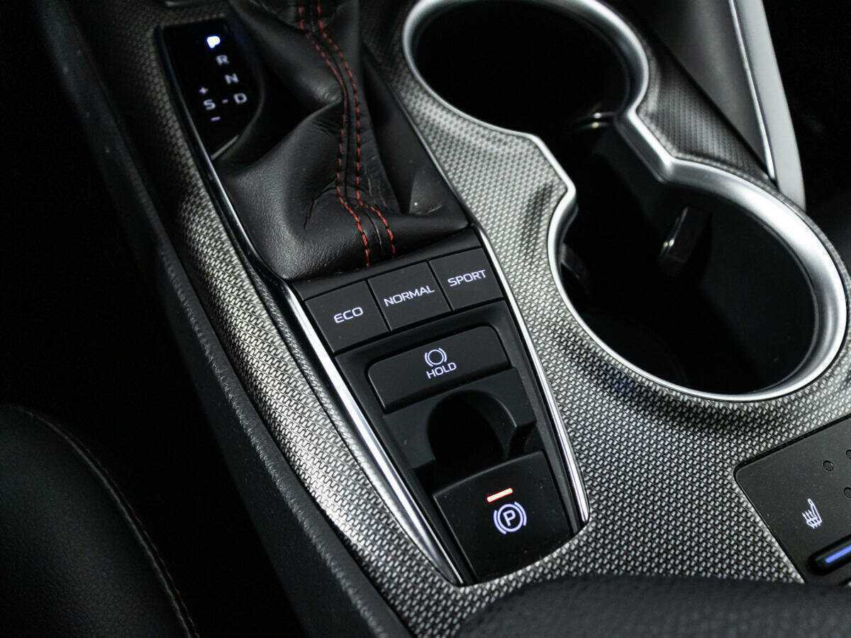 Toyota Camry 2022 года с пробегом. Фото: #15