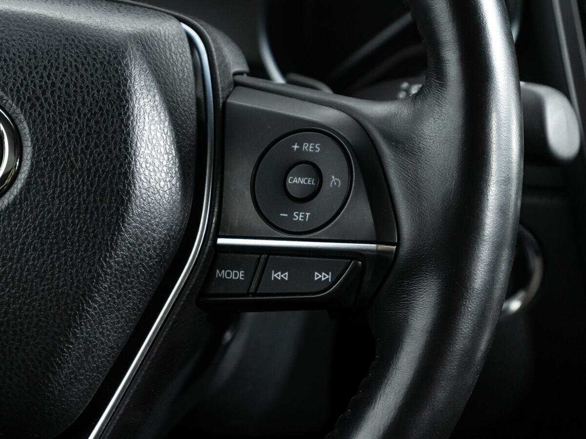 Toyota Camry 2022 года с пробегом. Фото: #19