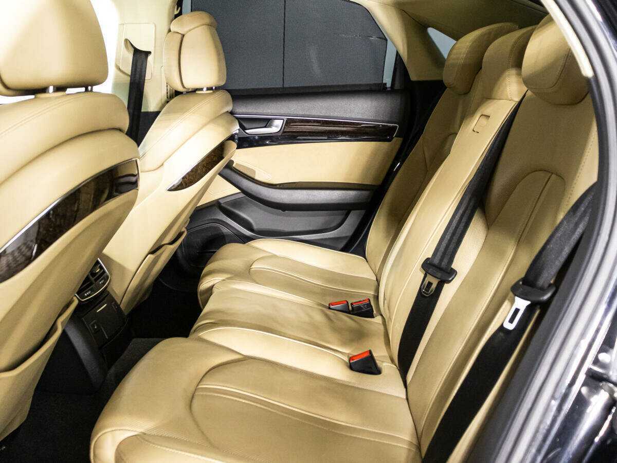 Audi A8 2010 года с пробегом. Фото: #9