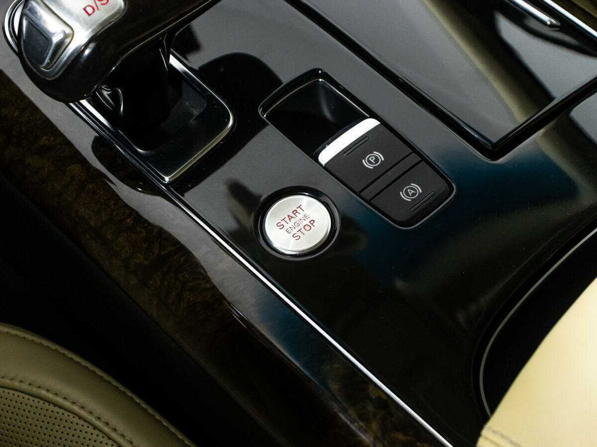 Audi A8 2010 года с пробегом. Фото: #19