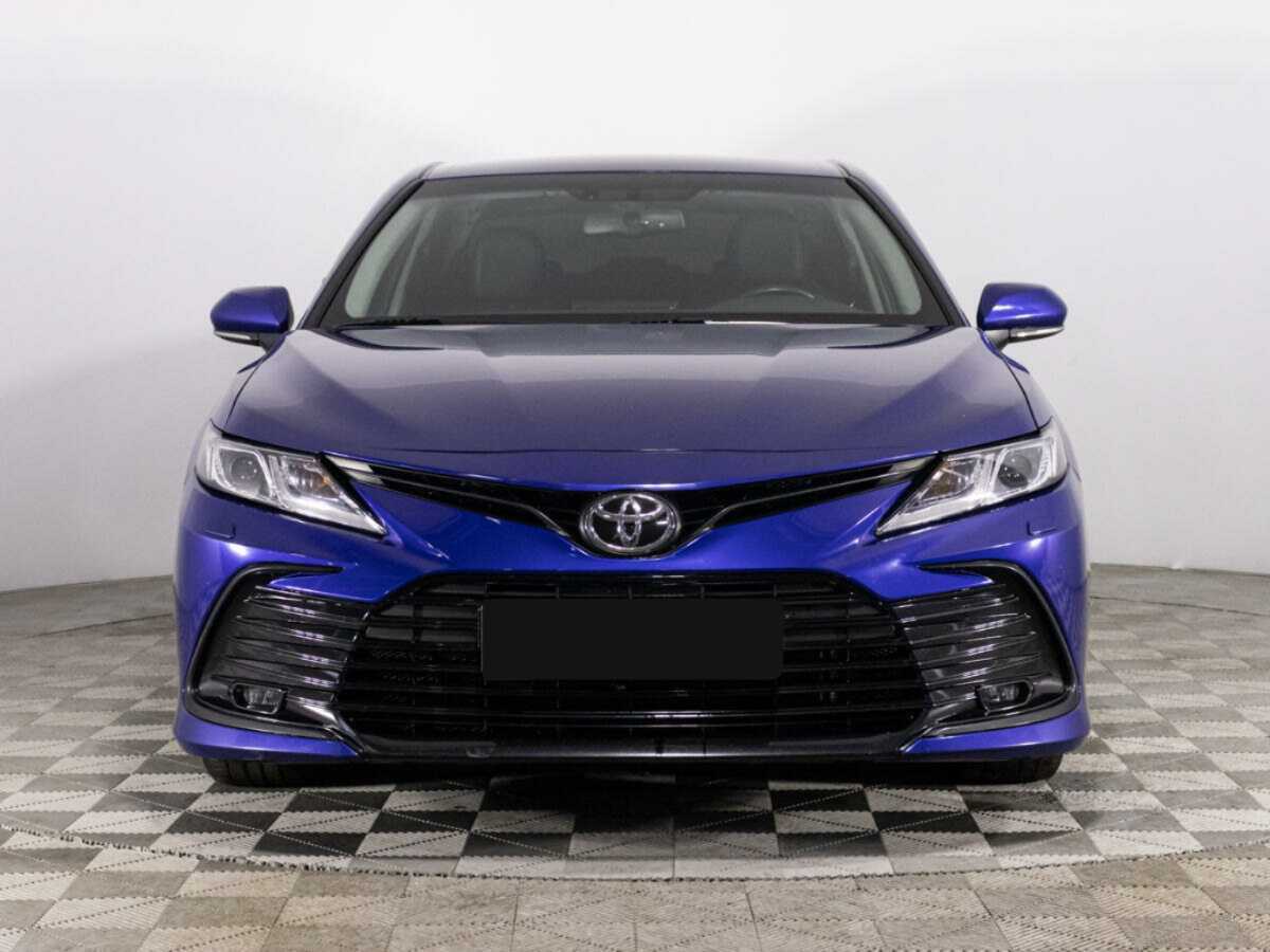 Toyota Camry 2021 года с пробегом. Фото: #1