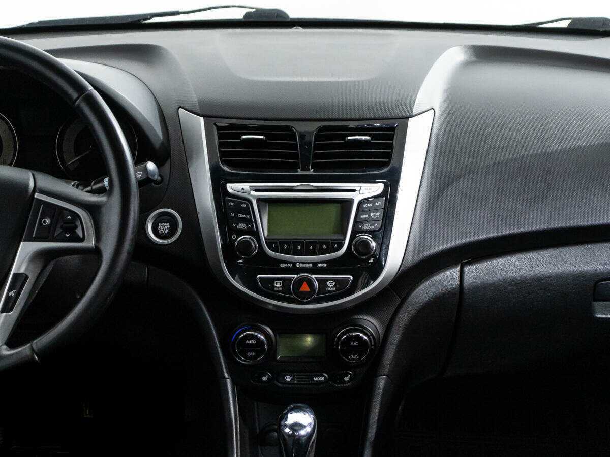 Hyundai Solaris 2011 года с пробегом. Фото: #13